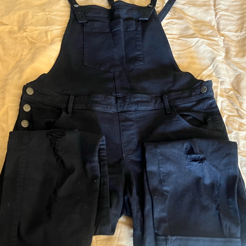 Stylish Black Overalls for Women